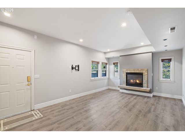 6248 Ne BRIGHTON St, Hillsboro, OR 97124