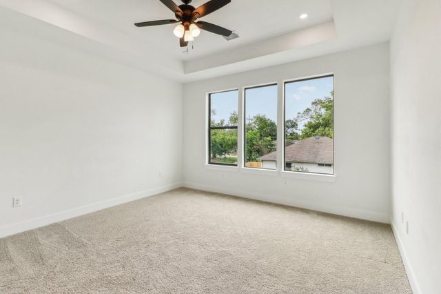 311 Tennessee Street, Houston, TX 77029
