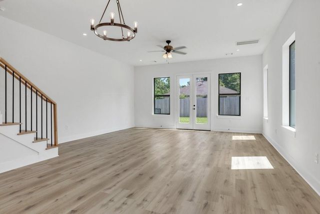 311 Tennessee Street, Houston, TX 77029