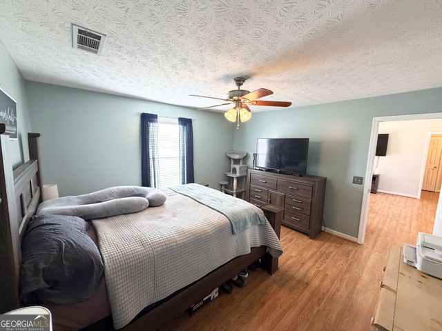 2124 Broad Street, Statham, GA 30666