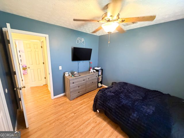 2124 Broad Street, Statham, GA 30666