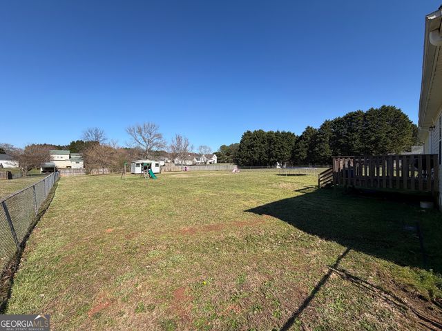 2124 Broad Street, Statham, GA 30666