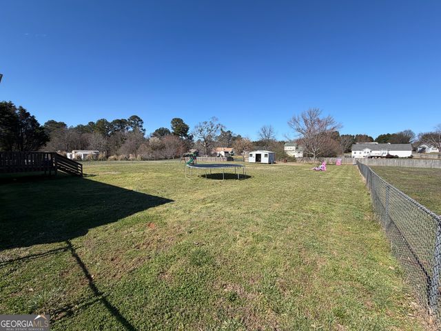 2124 Broad Street, Statham, GA 30666