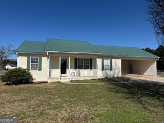 2124 Broad Street, Statham, GA 30666