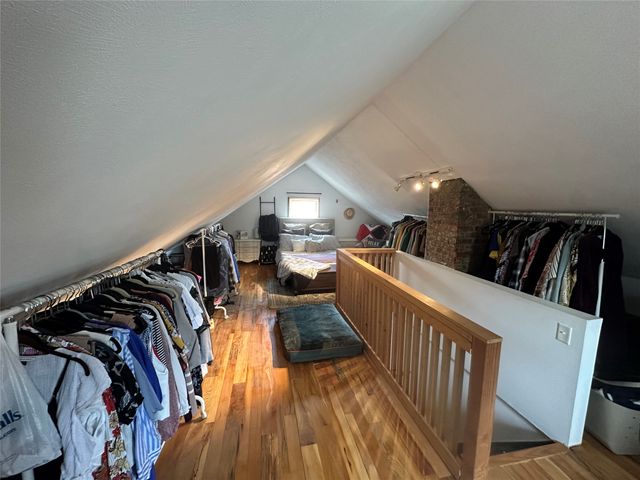 715 JAPAN Street, Erie, PA 16502