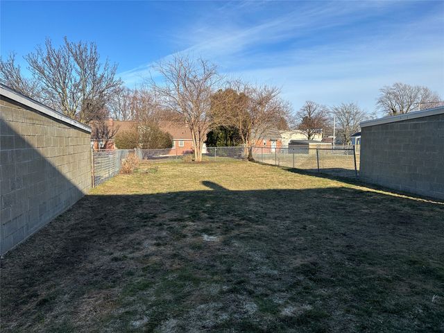 715 JAPAN Street, Erie, PA 16502