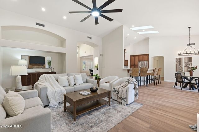1802 E LINDA Lane, Gilbert, AZ 85234