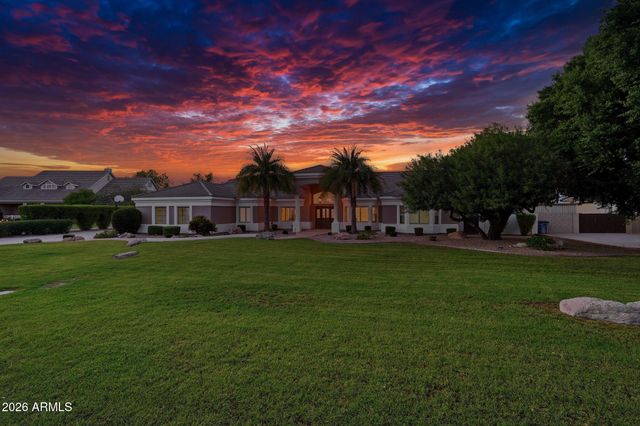 1802 E LINDA Lane, Gilbert, AZ 85234