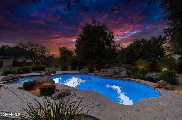 1802 E LINDA Lane, Gilbert, AZ 85234