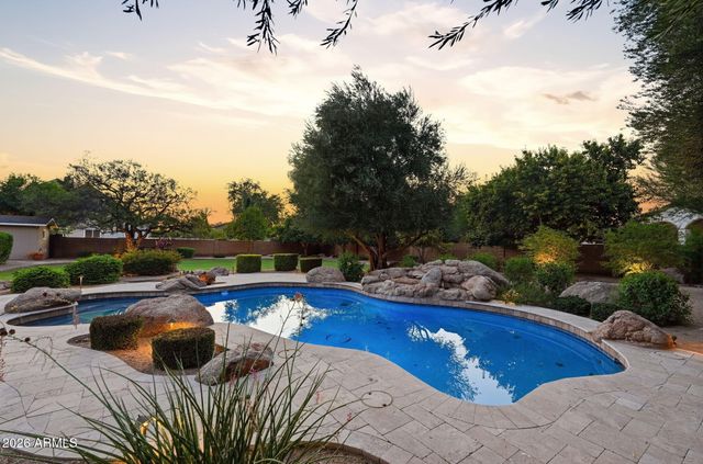 1802 E LINDA Lane, Gilbert, AZ 85234