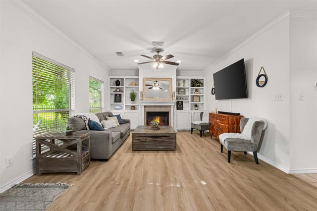 141 April Cove, Montgomery, TX 77356