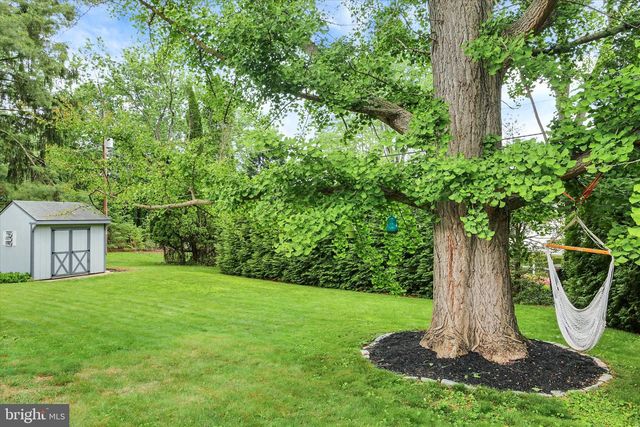 332 BLACKLATCH LN, Camp Hill, PA 17011