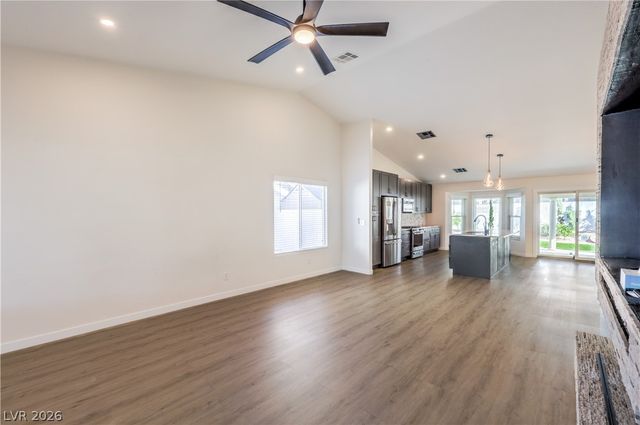 7504 Powder River Court, Las Vegas, NV 89131