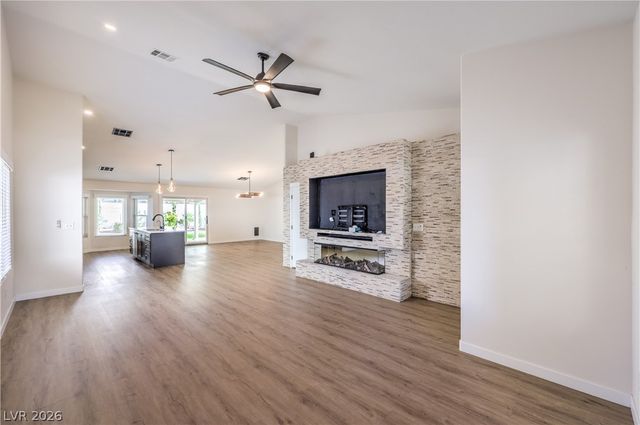 7504 Powder River Court, Las Vegas, NV 89131