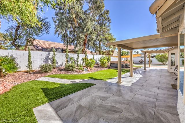 7504 Powder River Court, Las Vegas, NV 89131