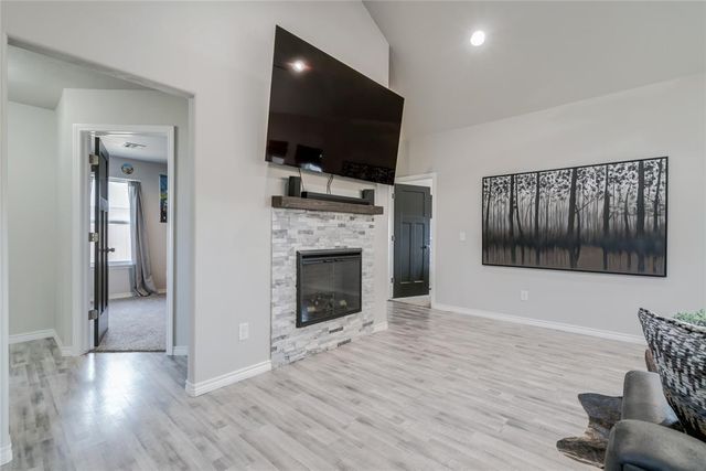 1702 E Rogers Street, El Reno, OK 73036