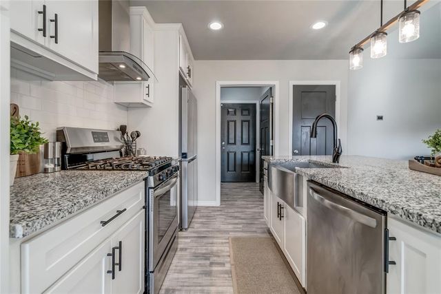 1702 E Rogers Street, El Reno, OK 73036