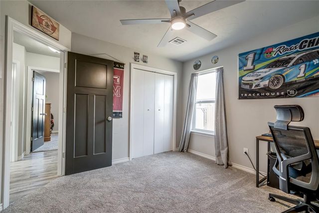 1702 E Rogers Street, El Reno, OK 73036