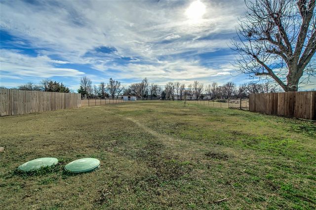 1702 E Rogers Street, El Reno, OK 73036