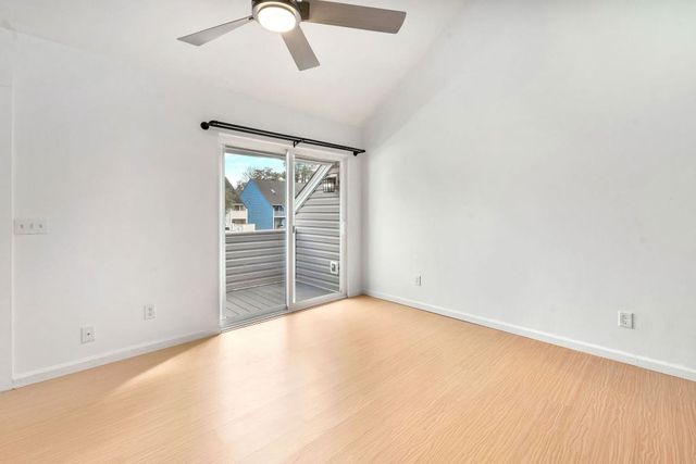 421 Cambridge Cir Apt F5, Murrells Inlet, SC 29576