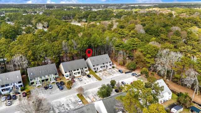 421 Cambridge Cir Apt F5, Murrells Inlet, SC 29576