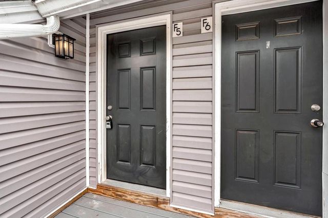 421 Cambridge Cir Apt F5, Murrells Inlet, SC 29576