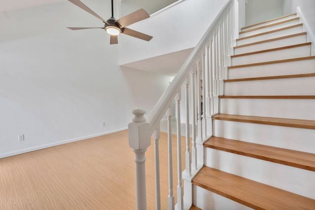 421 Cambridge Cir Apt F5, Murrells Inlet, SC 29576