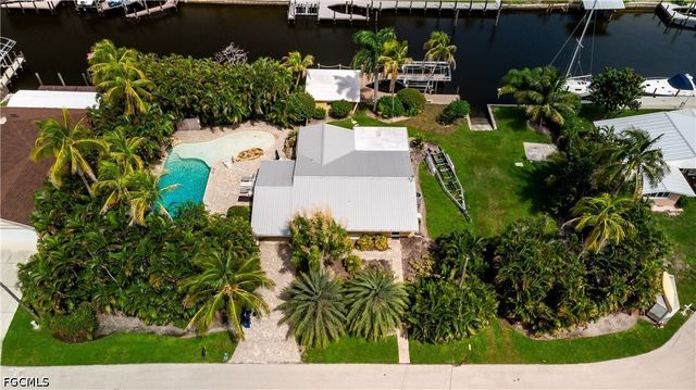 3596 Emerald AVE, St James City, FL 33956