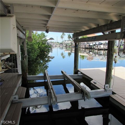 3596 Emerald AVE, St James City, FL 33956