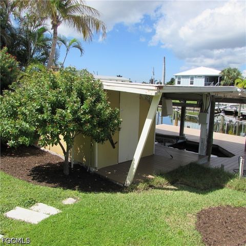 3596 Emerald AVE, St James City, FL 33956