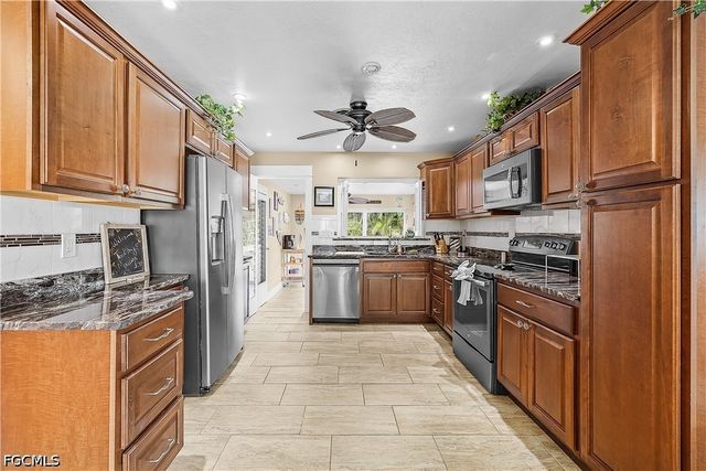 3596 Emerald AVE, St James City, FL 33956