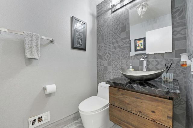 4802 Rio Vista, San Jose, CA 95129