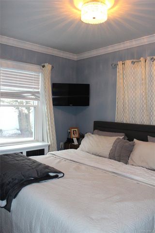 55 Dosoris Lane, Glen Cove, NY 11542