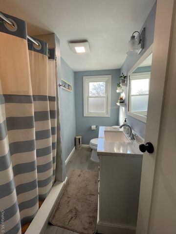 55 Dosoris Lane, Glen Cove, NY 11542