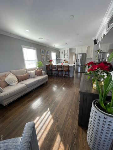 55 Dosoris Lane, Glen Cove, NY 11542