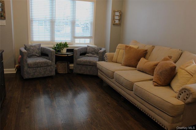 55 Dosoris Lane, Glen Cove, NY 11542