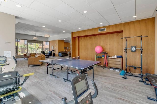 2550 Dana St 5F, Berkeley, CA 94704