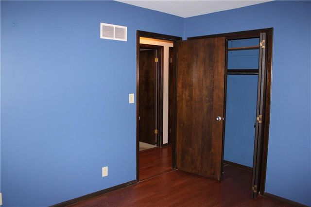 1805 Cambridge Lane, Pittsburg, KS 66762