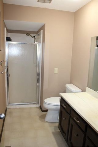 1805 Cambridge Lane, Pittsburg, KS 66762