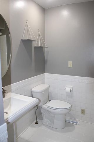 1805 Cambridge Lane, Pittsburg, KS 66762