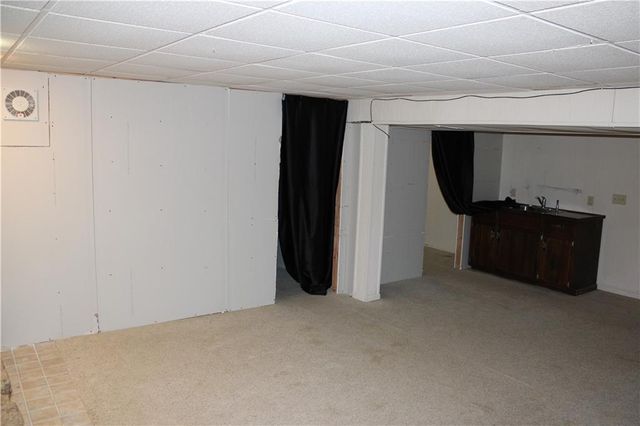 1805 Cambridge Lane, Pittsburg, KS 66762