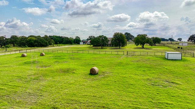 197 Consolation Drive, Millsap, TX 76066