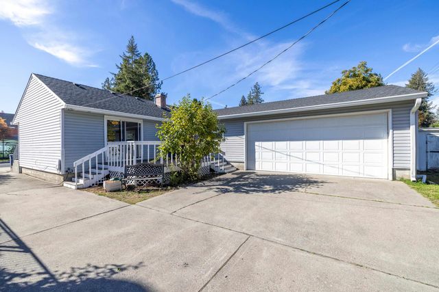 1321 E 33rd Ave, Spokane, WA 99203