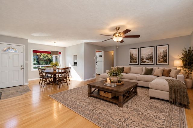 1321 E 33rd Ave, Spokane, WA 99203