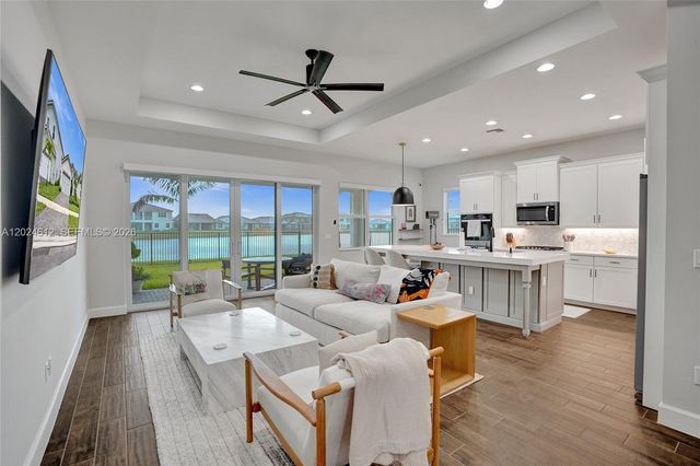 5444 Pecan Dr, Westlake, FL 33470