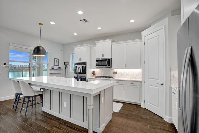 5444 Pecan Dr, Westlake, FL 33470
