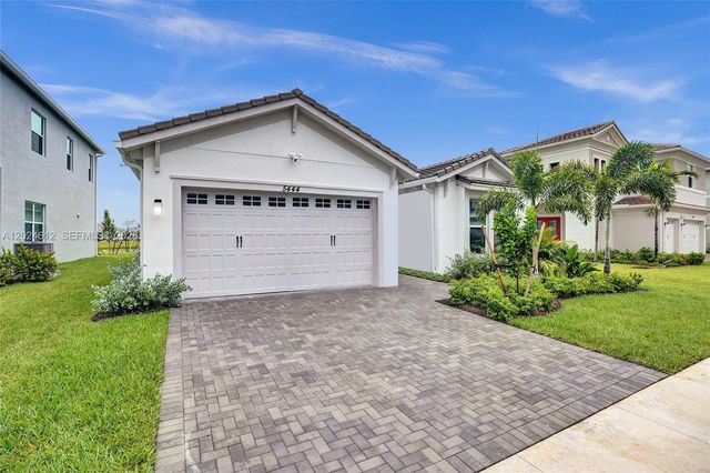 5444 Pecan Dr, Westlake, FL 33470