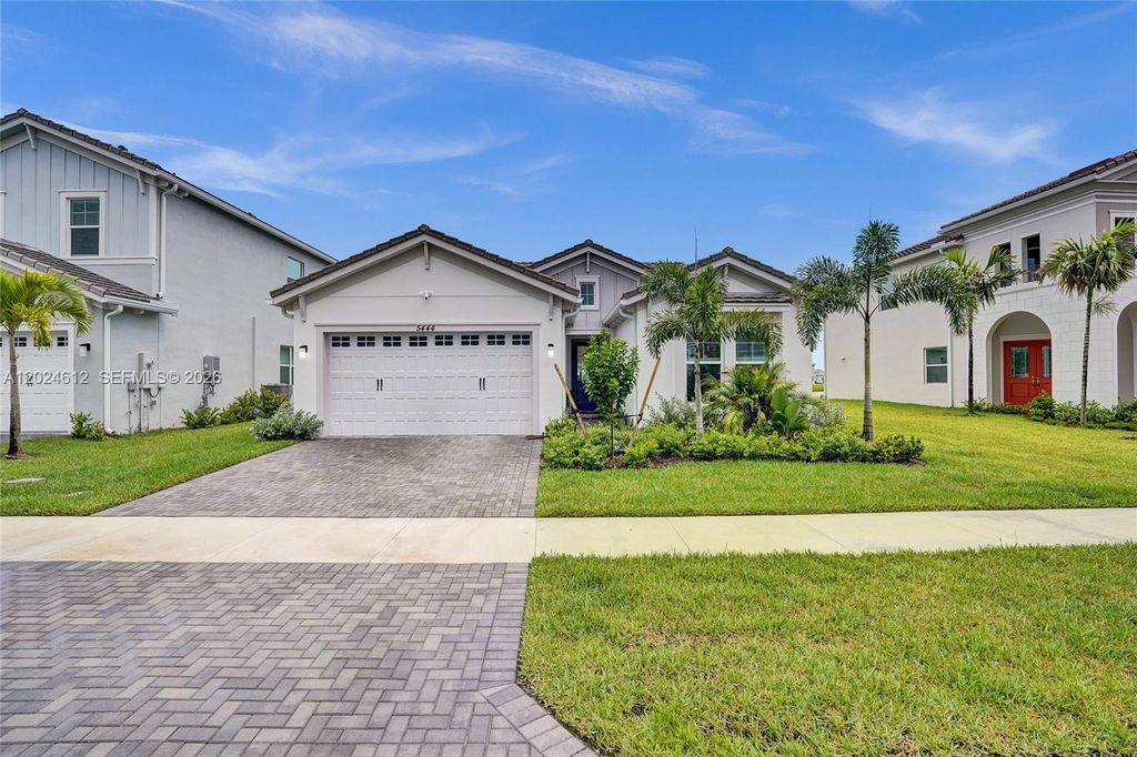 5444 Pecan Dr, Westlake, FL 33470