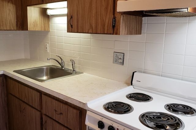 924 Beacon Street 6, Boston, MA 02215