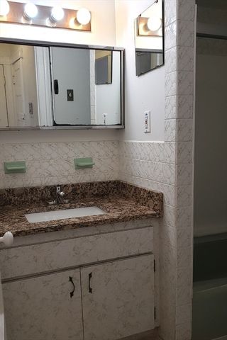 924 Beacon Street 6, Boston, MA 02215